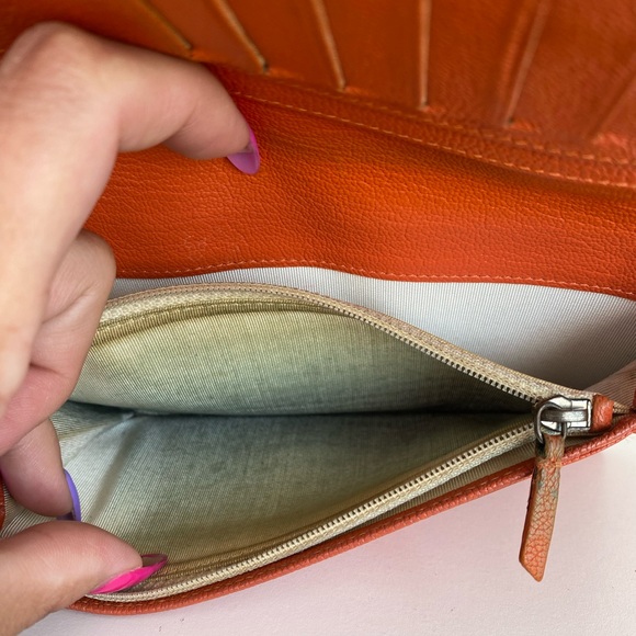 CHANEL Diamond Stitch Leather Wallet - Picture 10 of 14